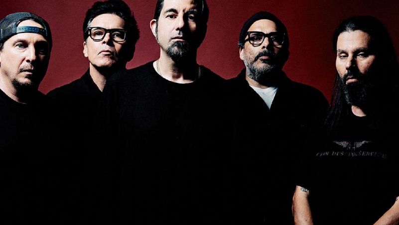 Deftones - AFAS Live cover