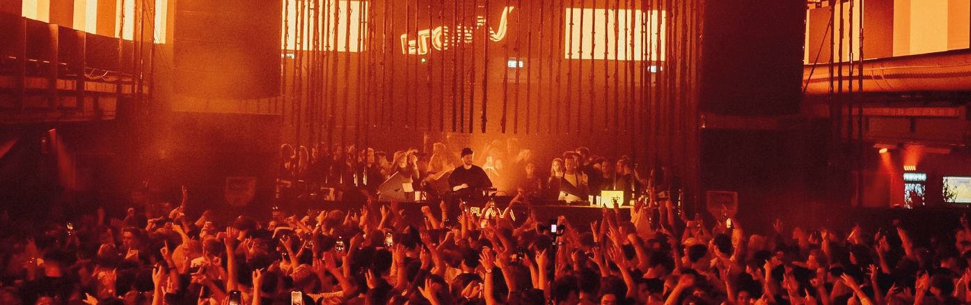 straf_werk indoor header